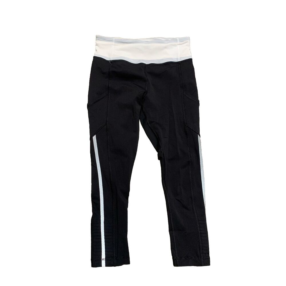 Lululemon Run Back On Track Crop Size 6 Deep Coal Silver Spoon White Bold Stripe